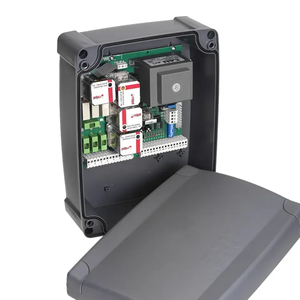 TAU D703 centrale di comando 230/400 V con box