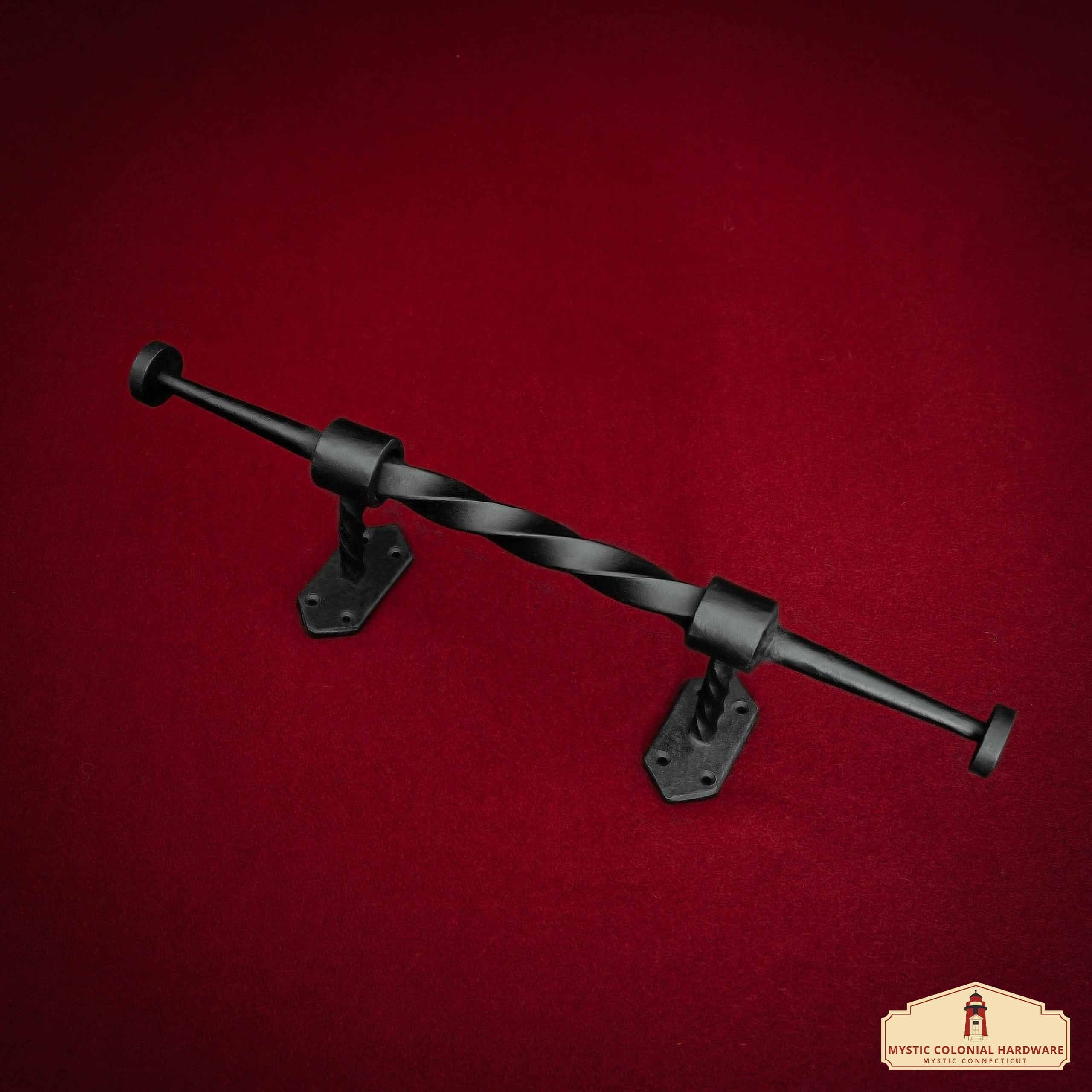 Mystic Colonial Hardware maniglione porta ferro battuto 41,9 cm nero