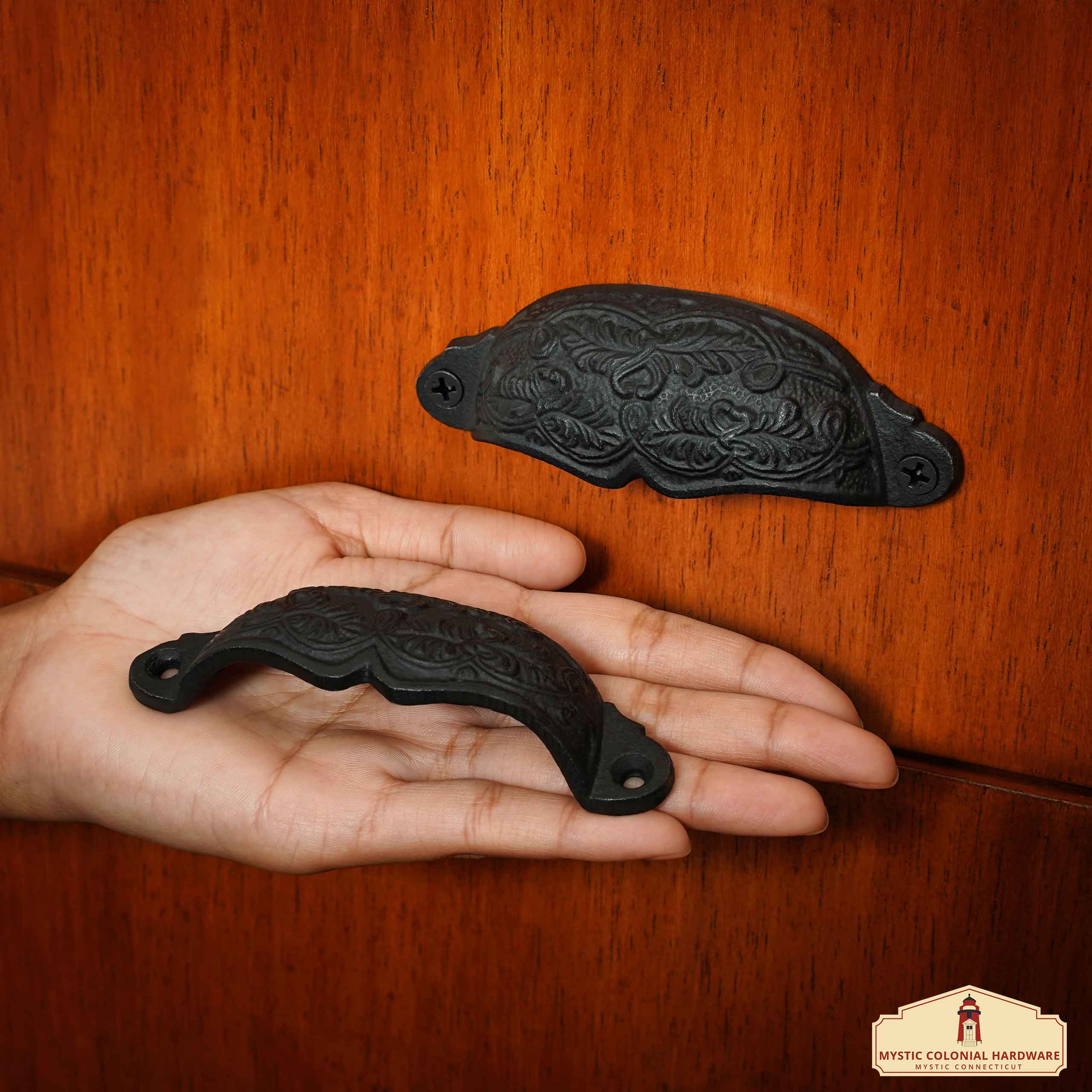 Mystic Colonial Maniglie Cassetti Ghisa 10,5 cm Set 4 Pezzi Nere