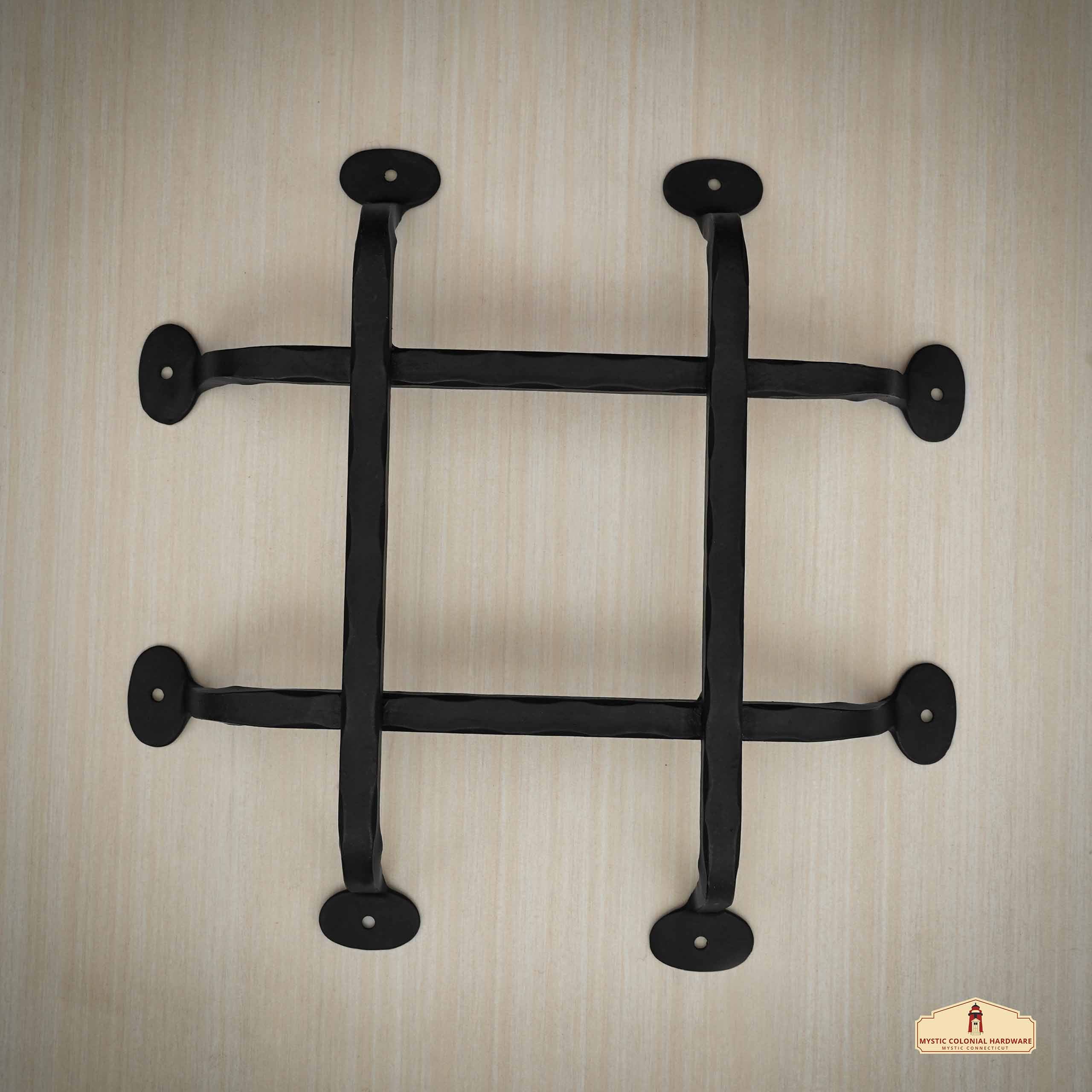 Mystic Colonial Speakeasy grata porta 28,7x29,1 cm ferro nero