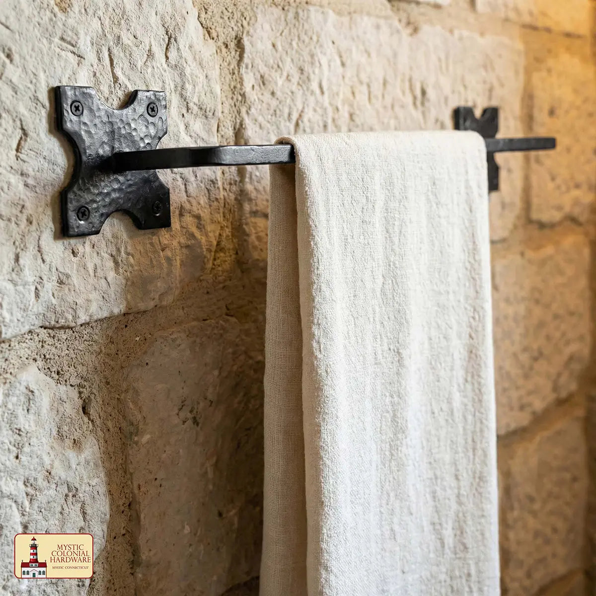 Mystic Colonial Hardware porta asciugamani ferro battuto Medium nero