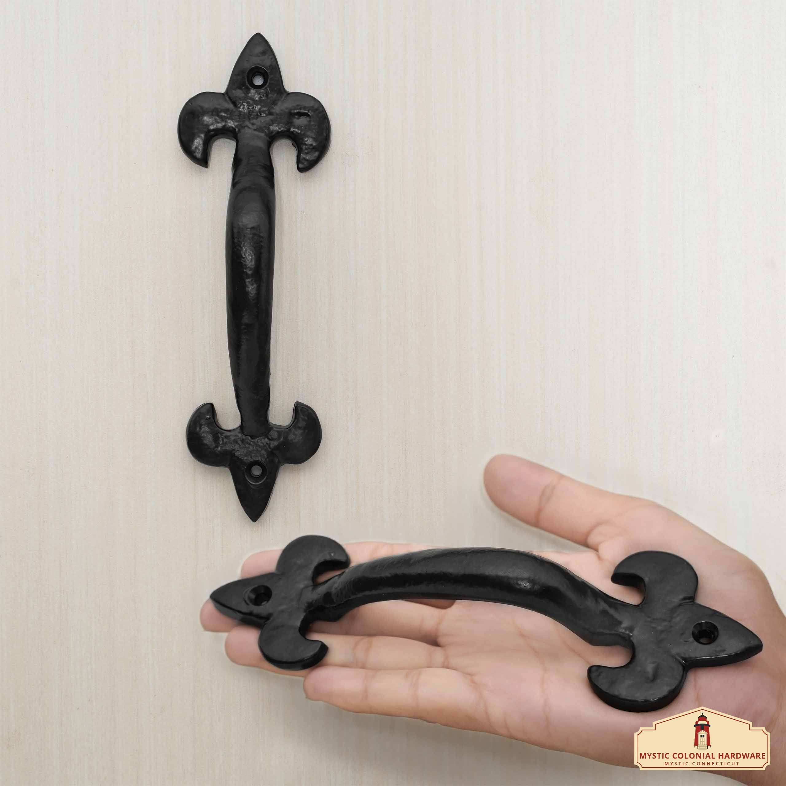 Mystic Colonial Fleur de Lis maniglia porta 17 cm ghisa nera