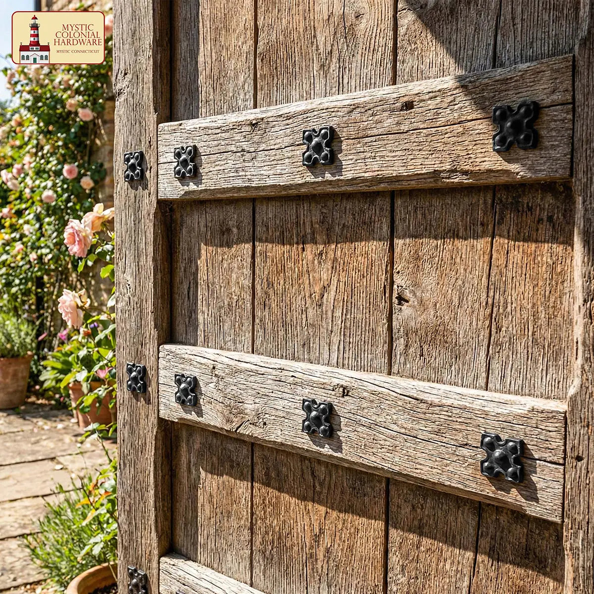 Mystic Colonial Hardware borchie ferro gotiche nere chiodi