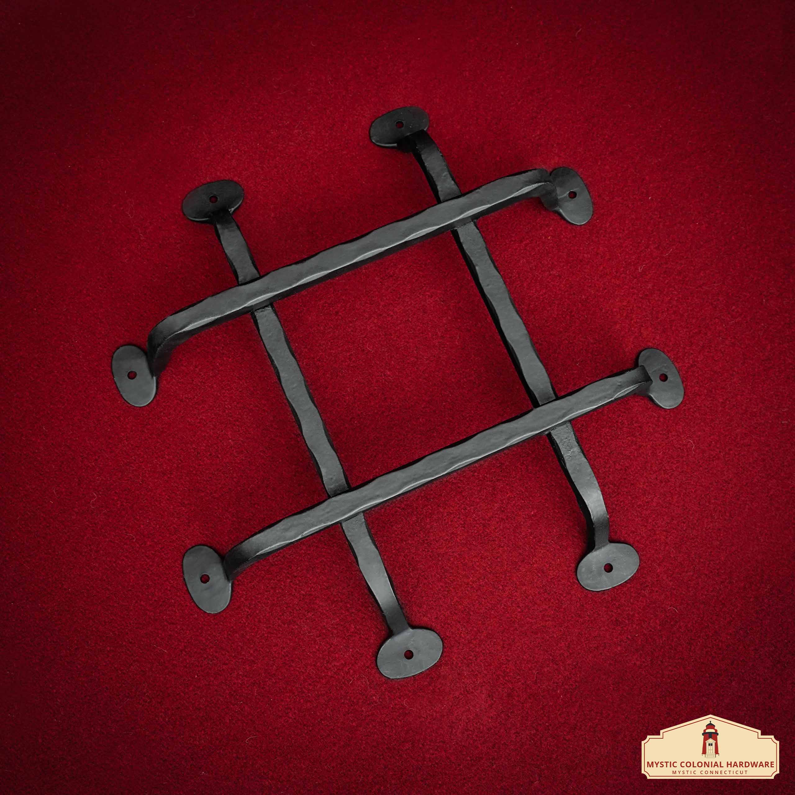 Mystic Colonial Speakeasy grata porta 28,7x29,1 cm ferro nero